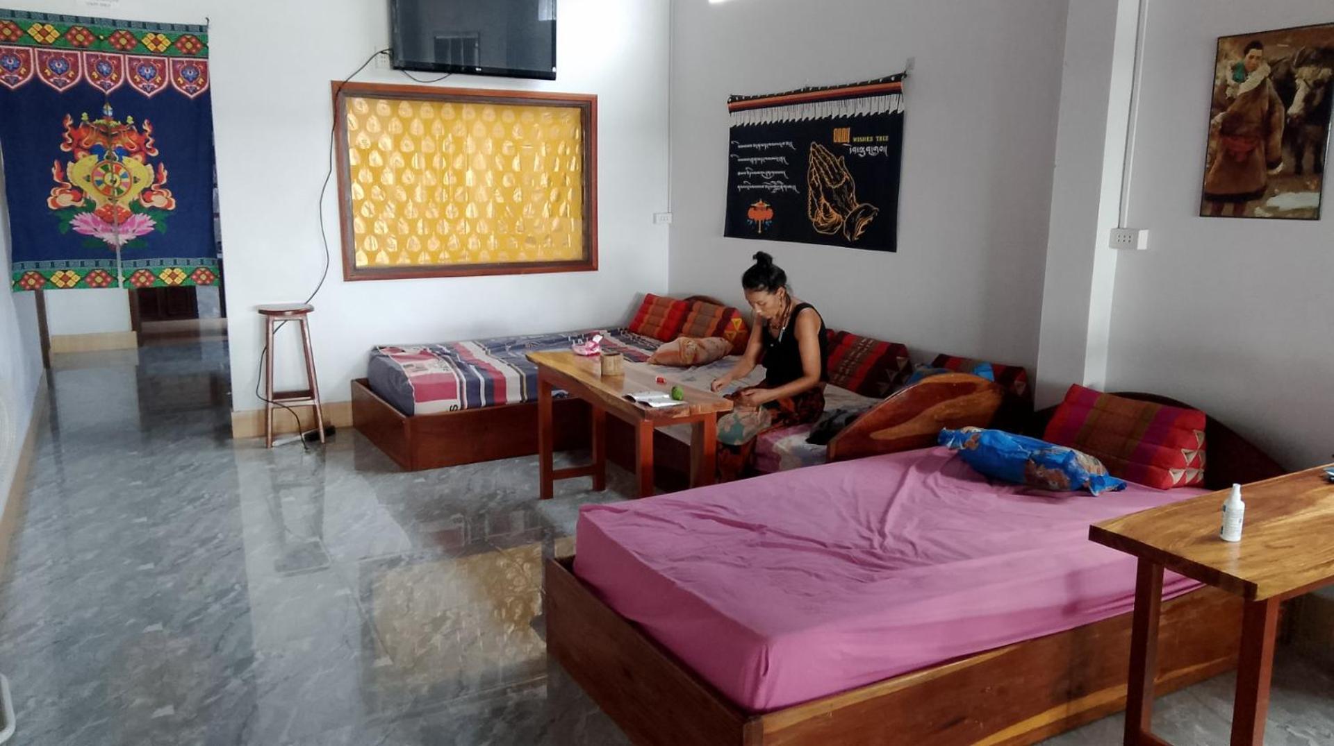 Nakasong Tibet Restaurant And Hostel מראה חיצוני תמונה