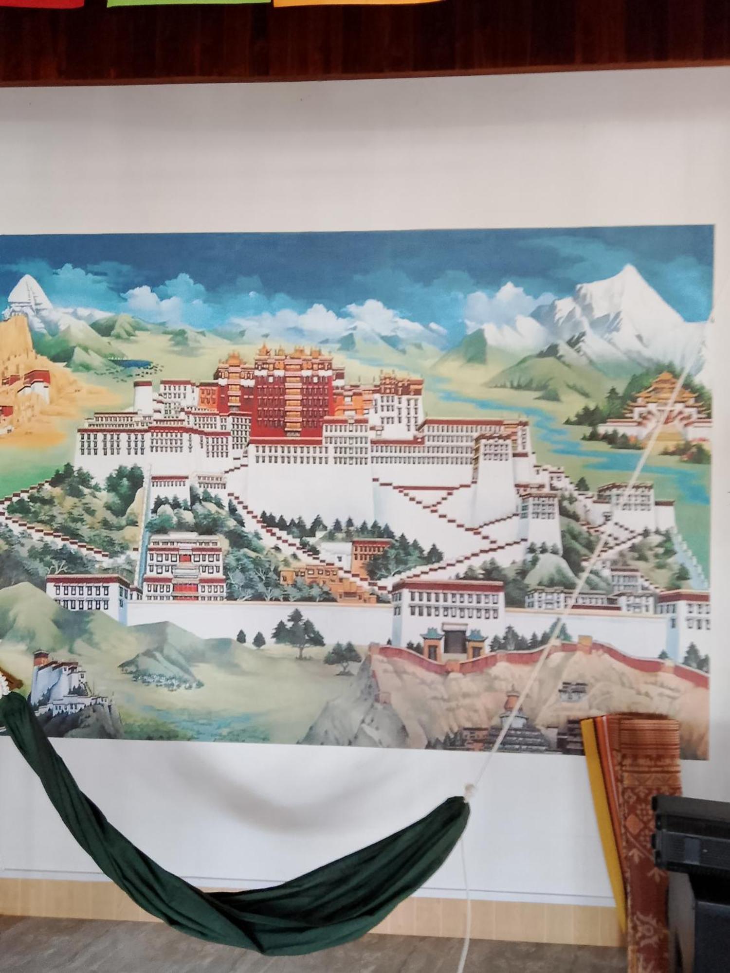 Nakasong Tibet Restaurant And Hostel מראה חיצוני תמונה